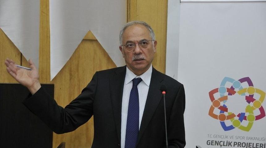 Sel&ccedil;uk&rsquo;ta Osmanlı D&ouml;nemi&rsquo;ndeki Balkanlar Anlatıldı