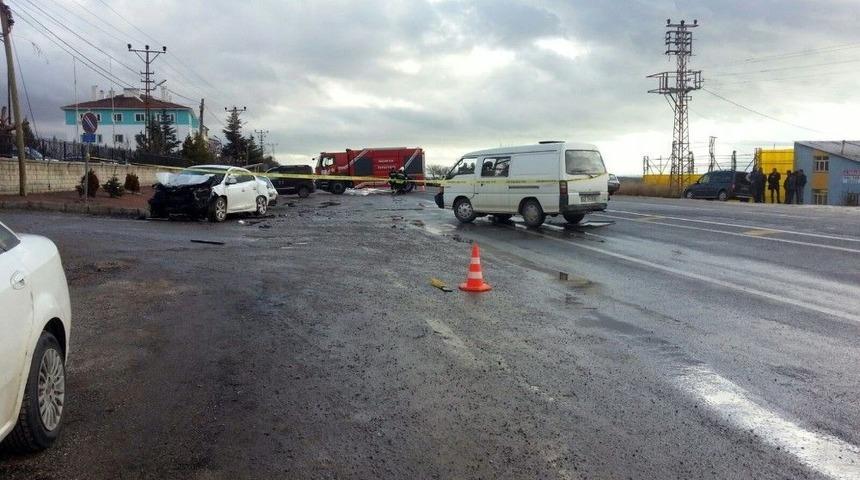 Konya&rsquo;da Trafik Kazası: 1 &Ouml;l&uuml;