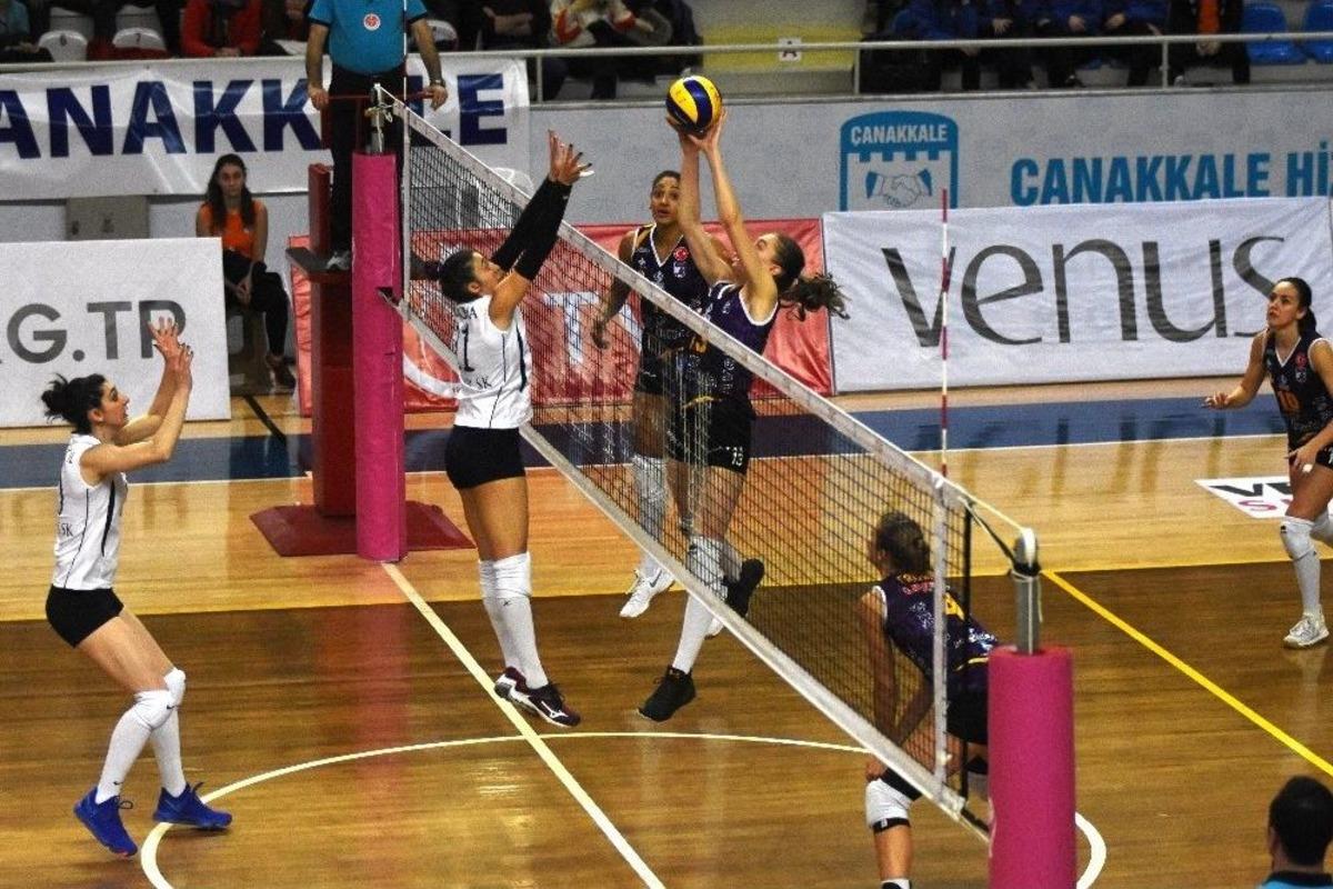 Vestel Ven&uuml;s Sultanlar Ligi: &Ccedil;anakkale Belediyespor: 3 - İlbank:0