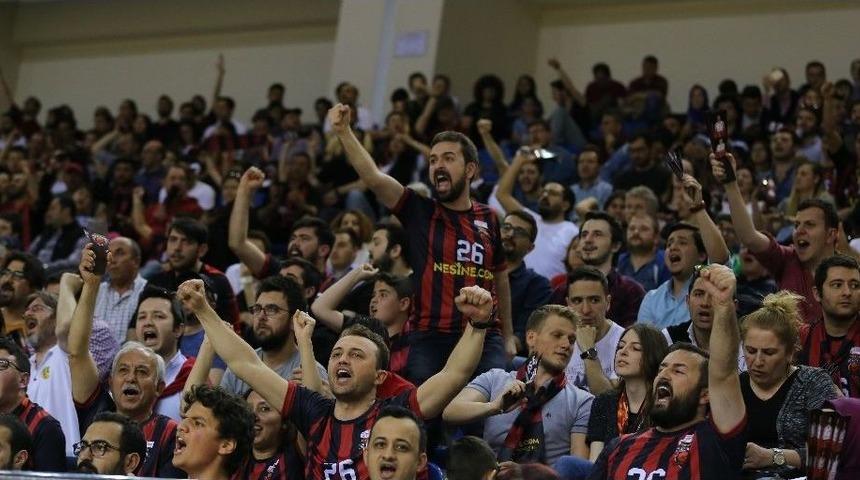 Eskişehir Basket&rsquo;in Konuğu İbb