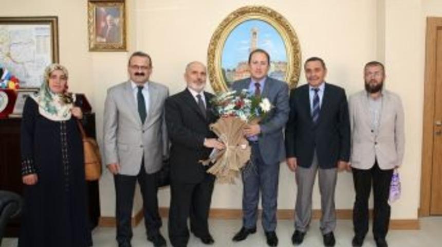 Vali Pehlivan, Camiler Haftası Dolayısıyla Ziyaretine Gelen Heyeti Kabul Etti