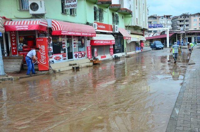 Bakan Kurum: “hasar Tespitlerimizi Bir Hafta İçerisinde Tamamlayacağız”