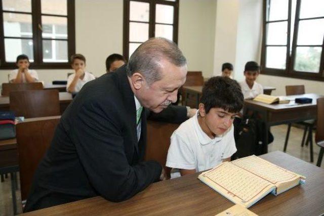 Cumhurbaşkanı Erdoğan Yeniden Yapılan Lisesinin Açılışına Katıldı (1)