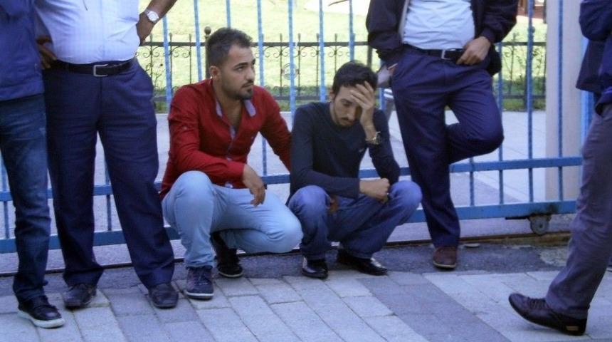 Fransa&rsquo;da Kundaklamada &Ccedil;ıkan Yangında &Ouml;len T&uuml;rk Kızı Son Yolculuğuna Uğurlandı