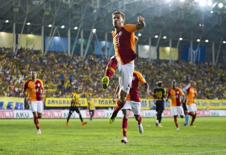 Spor Toto Süper Lig: Mke Ankaragücü: 1 - Galatasaray: 2 (ilk Yarı) G3