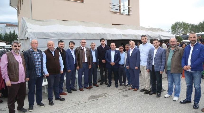 Sapanca Belediyesi 7 Bin Kişiye Aşure Dağıttı