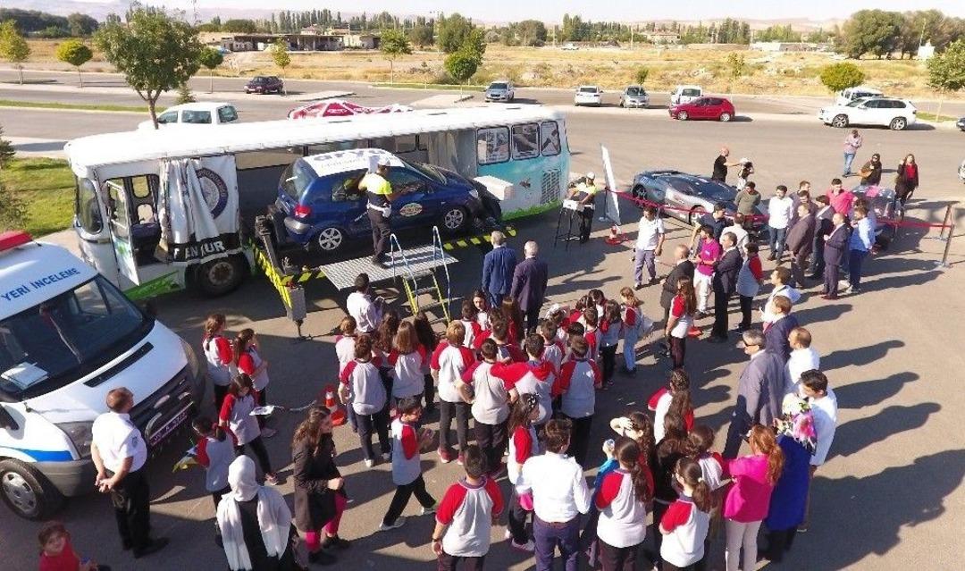 Kayseri Bilim Şenliği Başladı