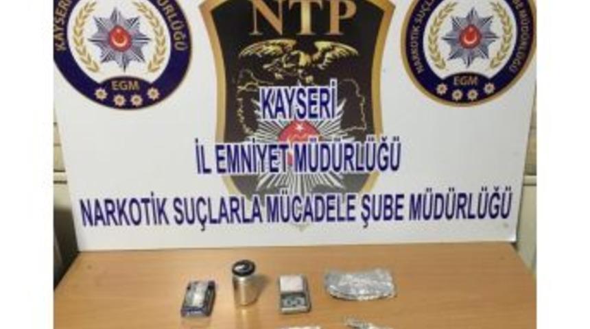 Uyuşturucu Operasyonunda Bir Kişi G&ouml;zaltına Alındı
