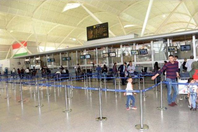 Erbil Uluslararası Havalimanı'ndan Son Uçuşlar Yapıldı