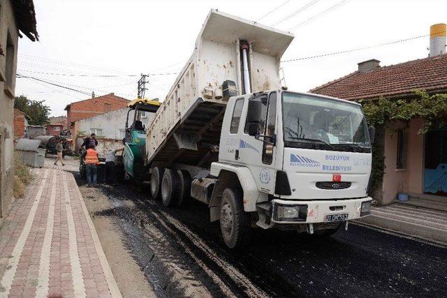 Başkan Bakıcı Göçmen Sokak’ta İncelemelerde Bulundu, Vatandaşlarla Görüştü