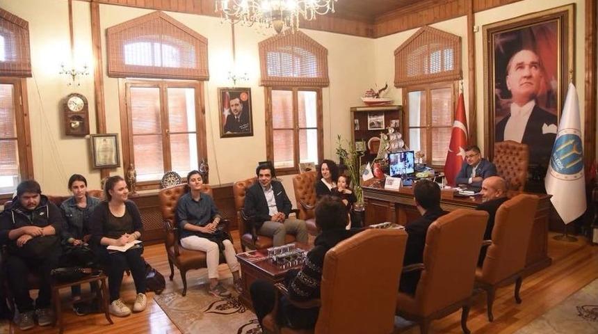 Başkan Yağcı, &Uuml;niversite &Ouml;ğrencileriyle Bir Araya Geldi