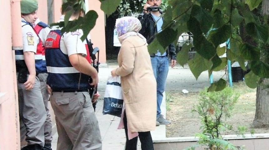 Fet&ouml;&rsquo;n&uuml;n &rsquo;ablalar&rsquo; Davası Ertelendi