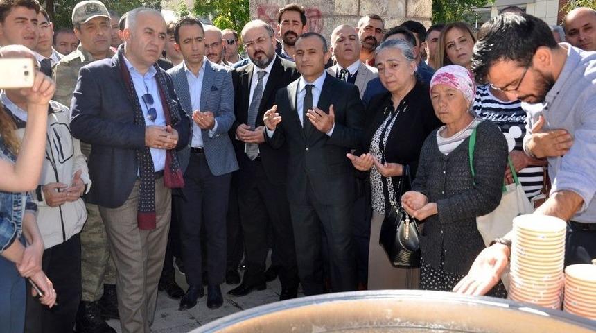 Tunceli&rsquo;de 3 Bin Kişiye Aşure İkramı