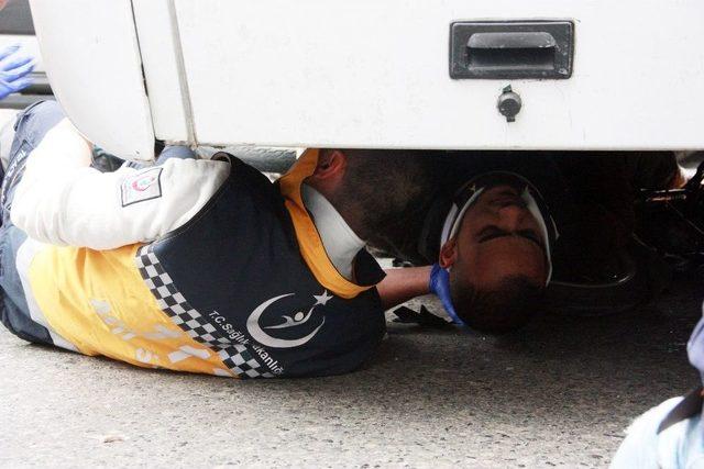 Motosikletlinin Kaza Anı Kamerada