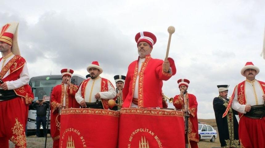 Yavuz Sultan Selim Han T&ouml;renle Anıldı