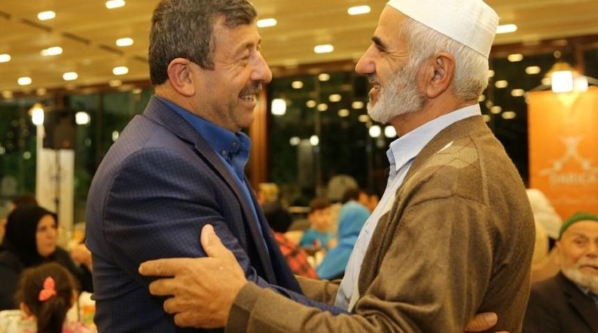 Başkan Karabacak Hacıları Ağırladı