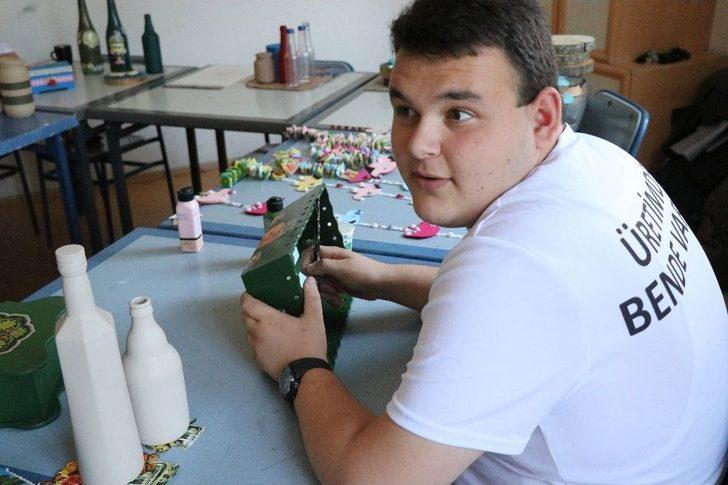 Bolu’da Zihinsel Engelli Gençler İş Hayatına Hazırlanıyor G3