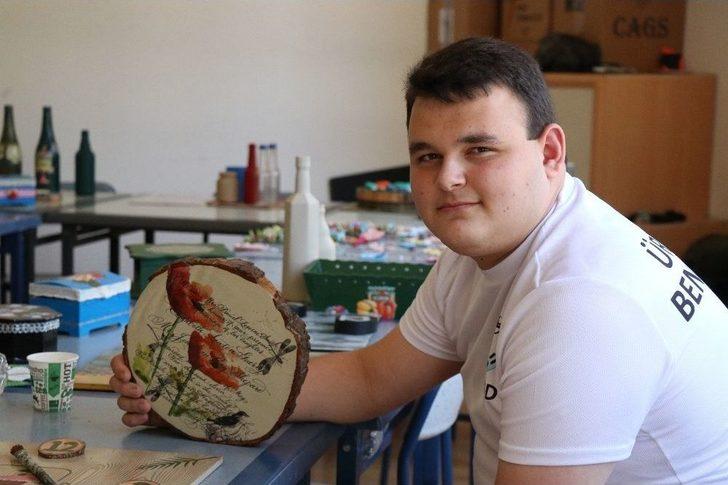 Bolu’da Zihinsel Engelli Gençler İş Hayatına Hazırlanıyor G1