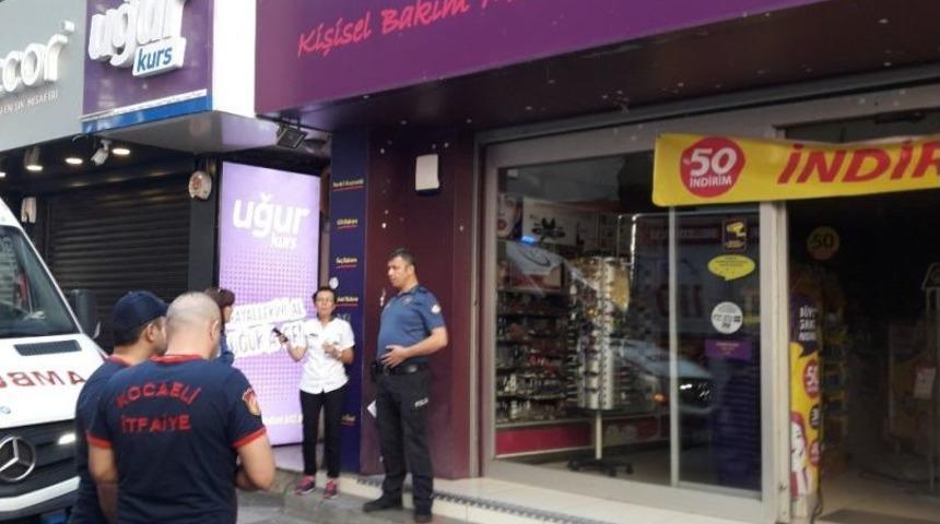 Kozmetik Mağazasında Korkutan Yangın