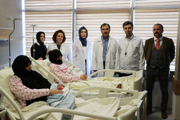 Aynı Anda Anne Oldular G1