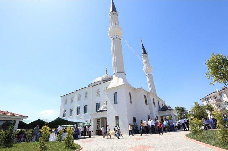 Kadriye Binek Camii Dualarla Açıldı G2