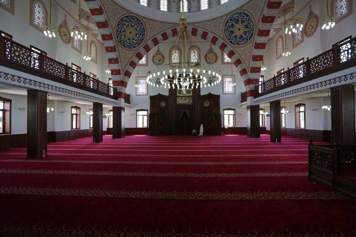 Kadriye Binek Camii Dualarla Açıldı G3