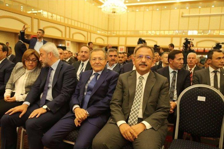 Uğur İstifa İddialarını Yalanladı G1