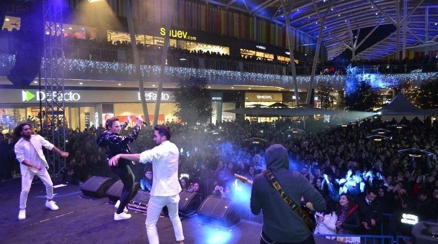 Edis Kocaeli&rsquo;yi Salladı