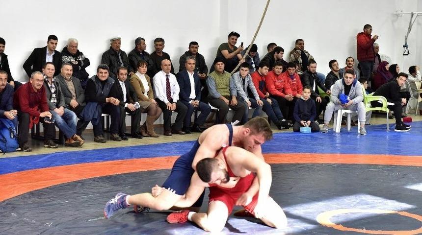 Uysal: &ldquo;recep G&uuml;rb&uuml;z&rsquo;den Şampiyonlar &Ccedil;ıkacak&rdquo;