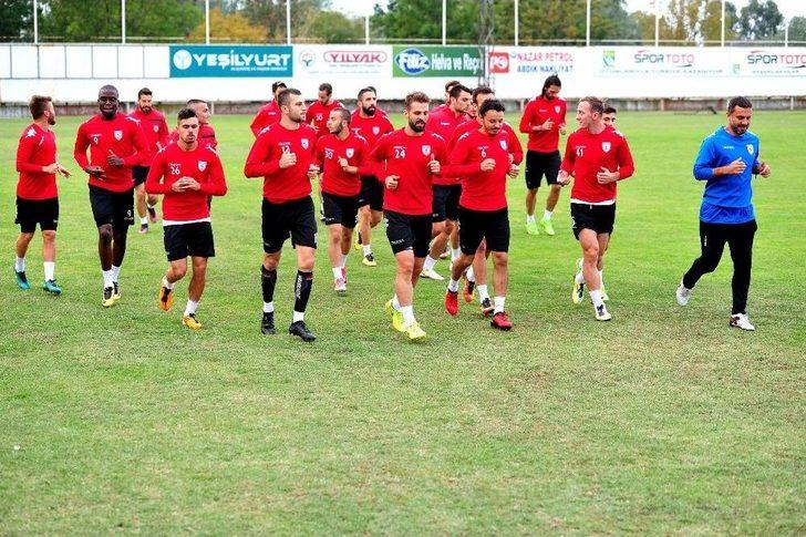 Samsunspor’da Futbolcular Umutlu G4