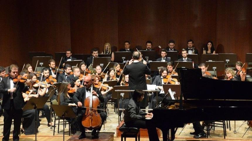M&uuml;zikseverler, Anadolu Senfoni Orkestrası A&ccedil;ılış Konseri&rsquo;nde Buluştu