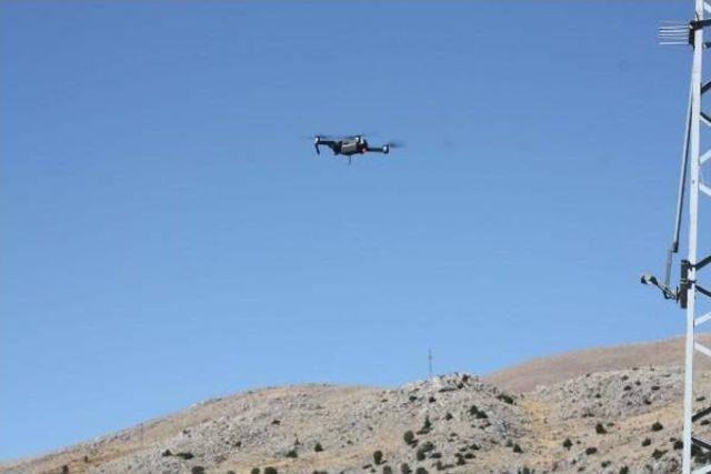 Jandarma, 'drone' Ile Tarlalarda Hintkeneviri Aradı