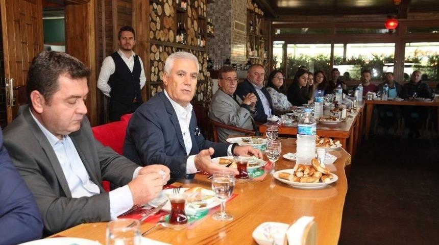 Bozbey: &ldquo;el Birliğiyle Nil&uuml;fer&rsquo;i Daha İyi Yerlere Getireceğiz&rdquo;