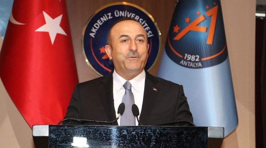 Bakan &Ccedil;avuşoğlu Akdeniz &Uuml;niversitesi Akademik Yıl A&ccedil;ılışına Katıldı