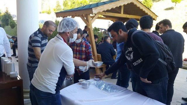 Saü Teknoloji Fakültesi’nde Aşure İkramında Bulunuldu 2