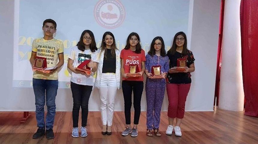 G&ouml;rdes&rsquo;te Lgs&rsquo;de Başarılı Olan &Ouml;ğrenciler &Ouml;d&uuml;llendirildi