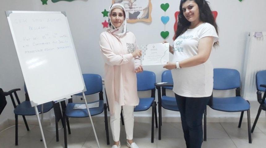 Gebe Bilgilendirme Sınıfı İlk Mezunlarını Verdi