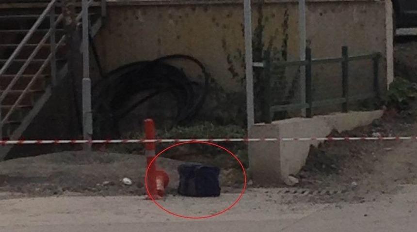 Hastane Bah&ccedil;esinde Ş&uuml;pheli &Ccedil;anta Paniği