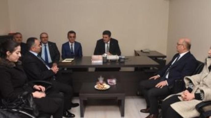 Başkan Ay Mhp İl Teşkilatını Ziyaret Etti