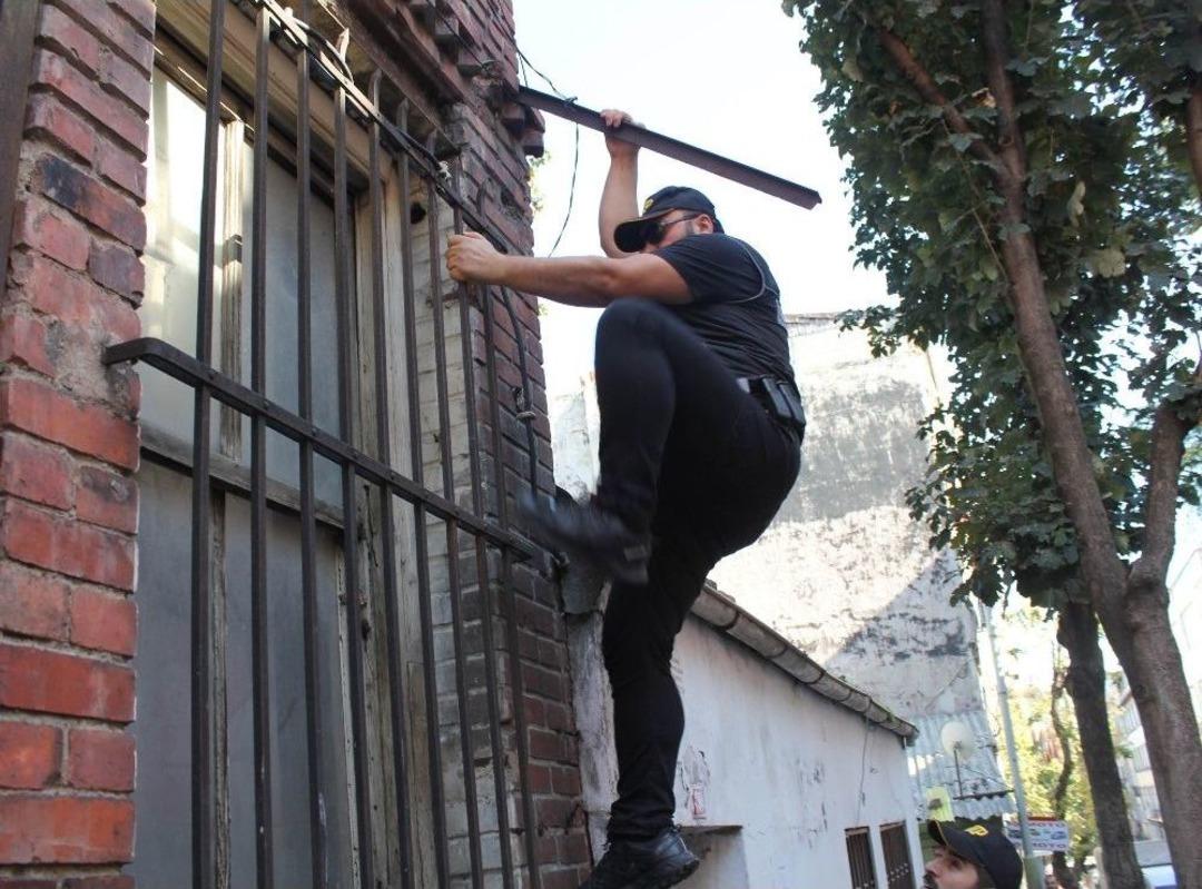 İstanbul&rsquo;da &Ouml;zel Harekat Destekli Narkotik Operasyonu