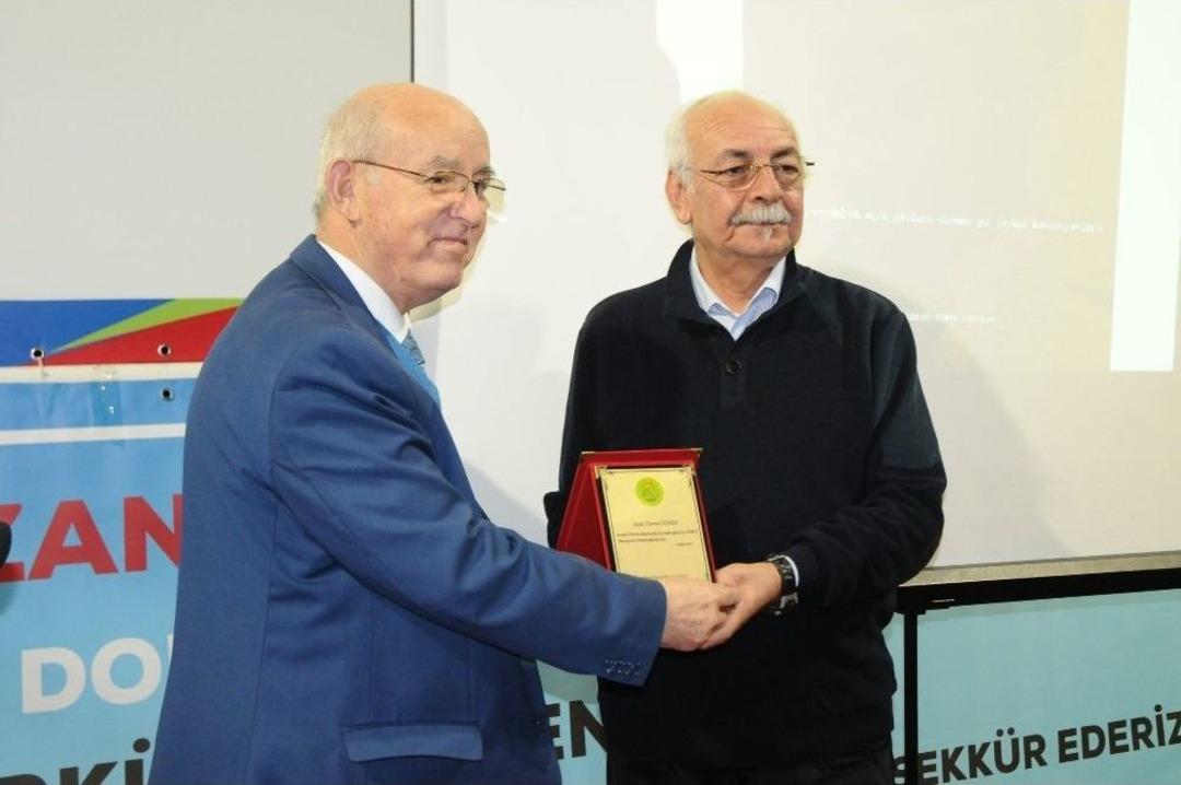 Gazeteci Yazar Dursun &Ouml;zden, Nazım Hikmet&rsquo;i Anlattı