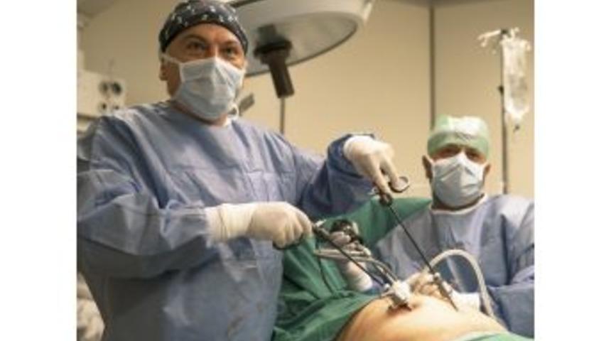 Genel Cerrahi Uzmanı Dr. Ko&ccedil;er: &ldquo;meme Kanseri Tedavi Edilen Sistemik Bir Hastalık&rdquo;