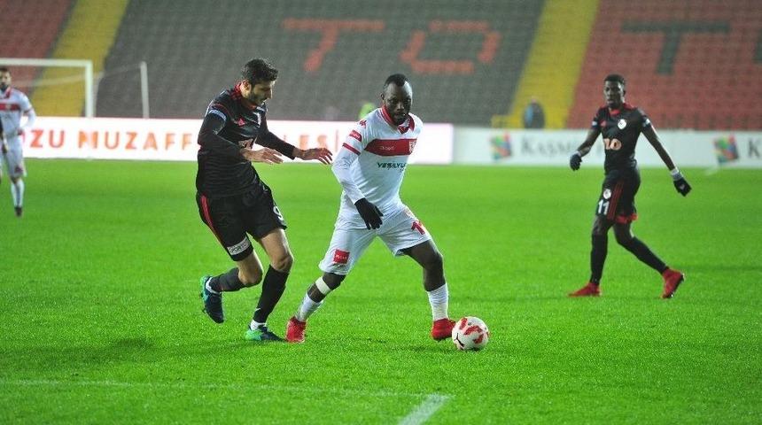 Samsunspor&rsquo;da Savunma Sorunu