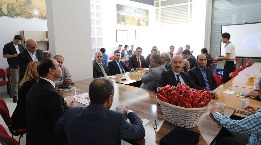 &Ccedil;ift&ccedil;i, Gaziantep&rsquo;te Şanlıurfalılarla Bir Araya Geldi