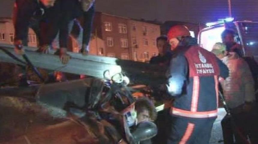 Tem Bağlantı Yolunda Kaza, 2 Yaralı&nbsp;