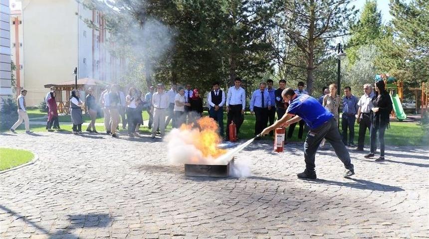 Deprem Ve Yangın Tatbikatı Ger&ccedil;ekleştirildi