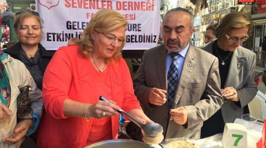 Fatsa&rsquo;da Aşure Dağıtıldı
