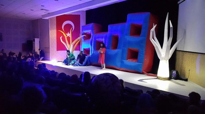 Kartepe&rsquo;de &lsquo;ali Veli Maria&rsquo; &Ccedil;ocuk Tiyatrosu D&uuml;zenlendi