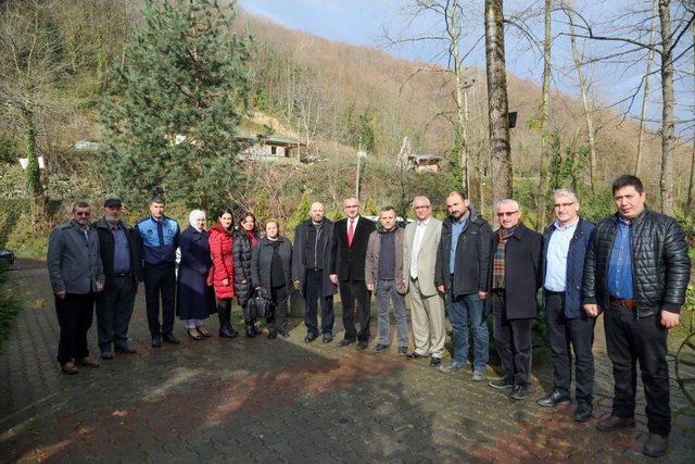 Başkan Yılmazer, Eğitim Gönüllülerini Ağırladı