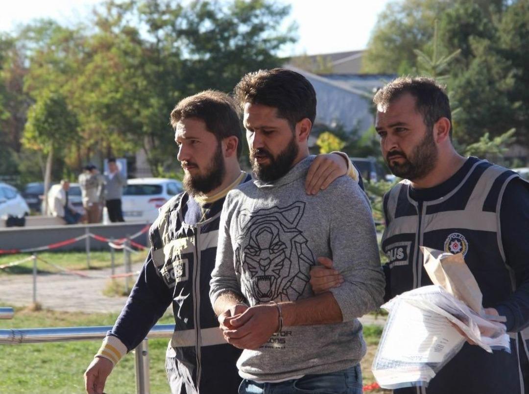 &Ccedil;aldıkları Polisi Bile Şaşırttı